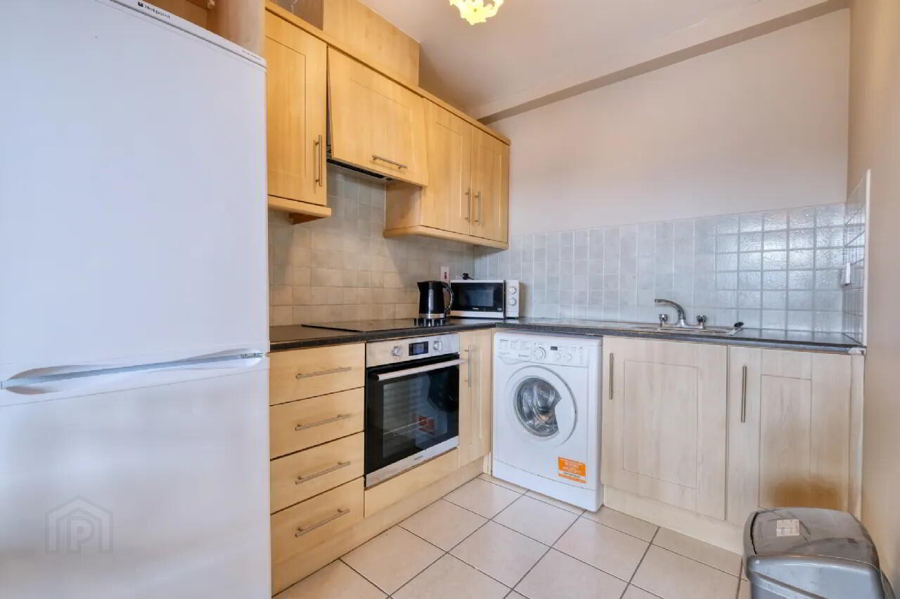 31 Sandy Lane 5 of 12