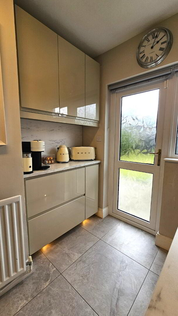5 Castlerobin Road 8 of 15