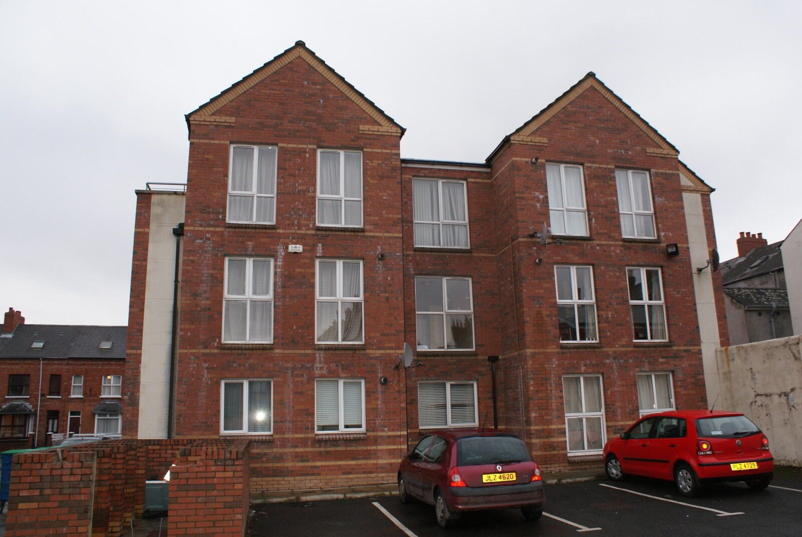 2b St Thomas, 28 Lower Windsor Avenue 1 of 6