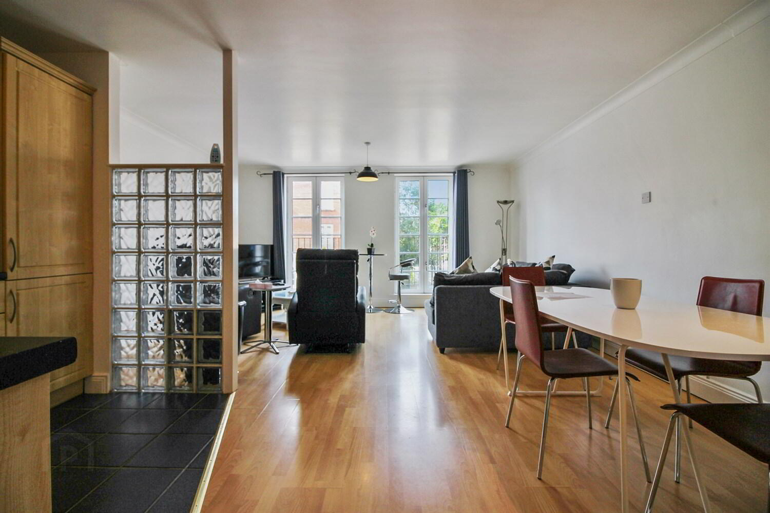 property description image