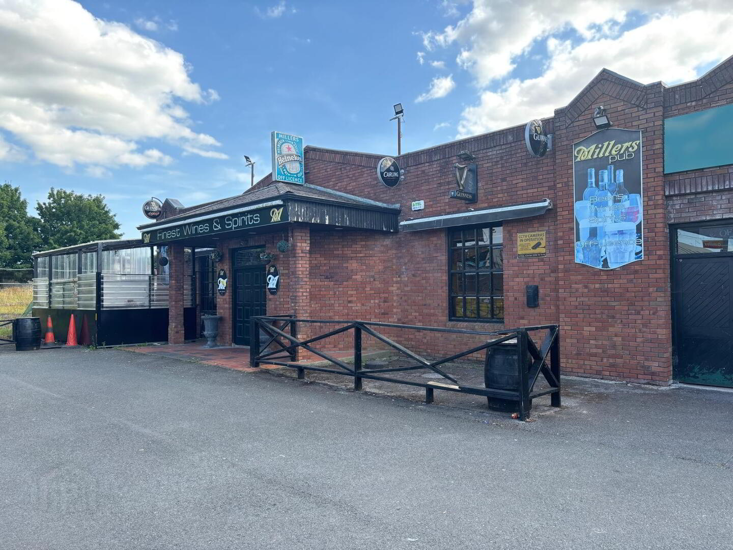 Millers Pub, Tullow Road 2 of 10