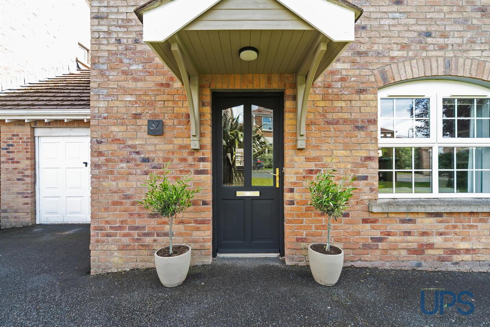 property description image