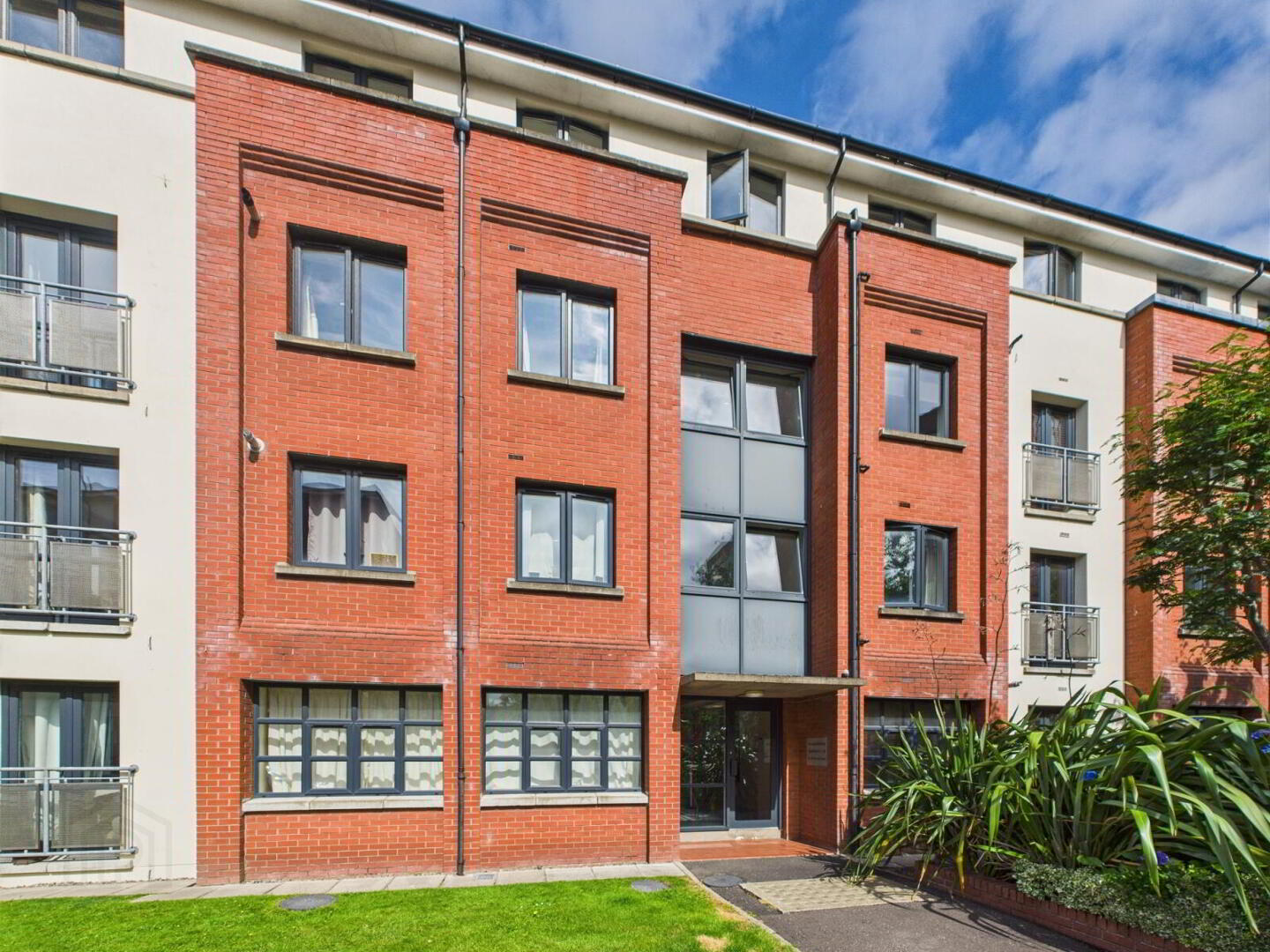 property description image