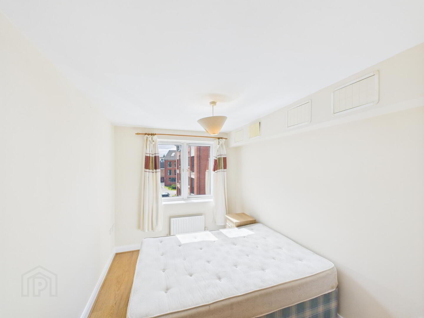 Apartment 13 Dunmore Building 32 Old Bakers Court 9 of 10