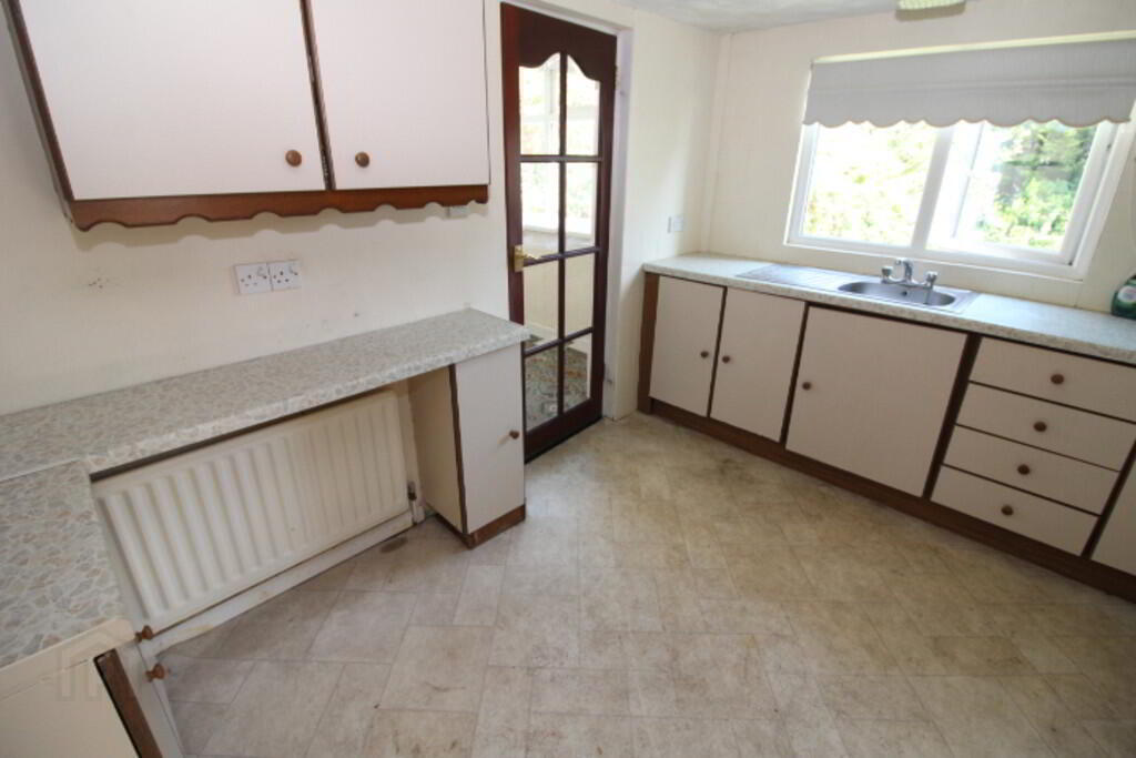415 Antrim Road 7 of 18