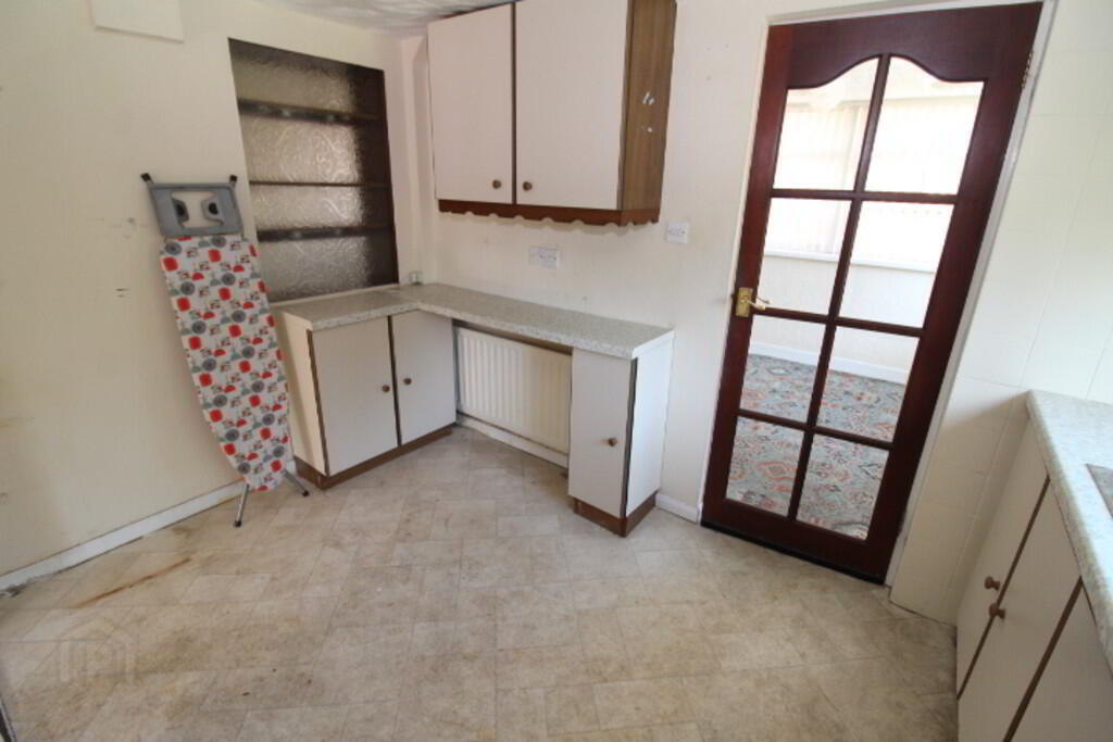 415 Antrim Road 9 of 18
