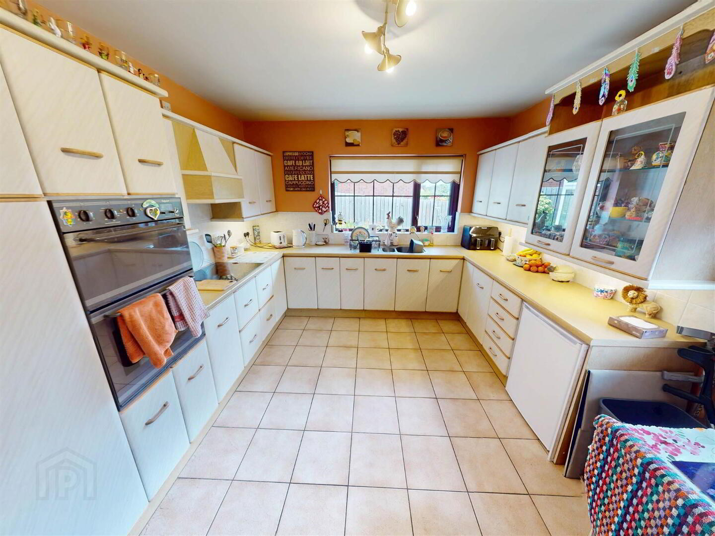 8 Kenilworth Grove 7 of 25