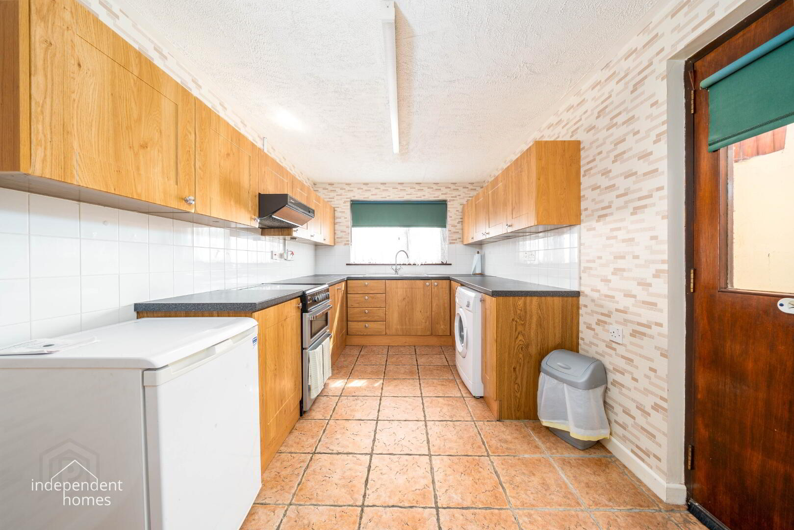 24 Glynview Avenue 3 of 6