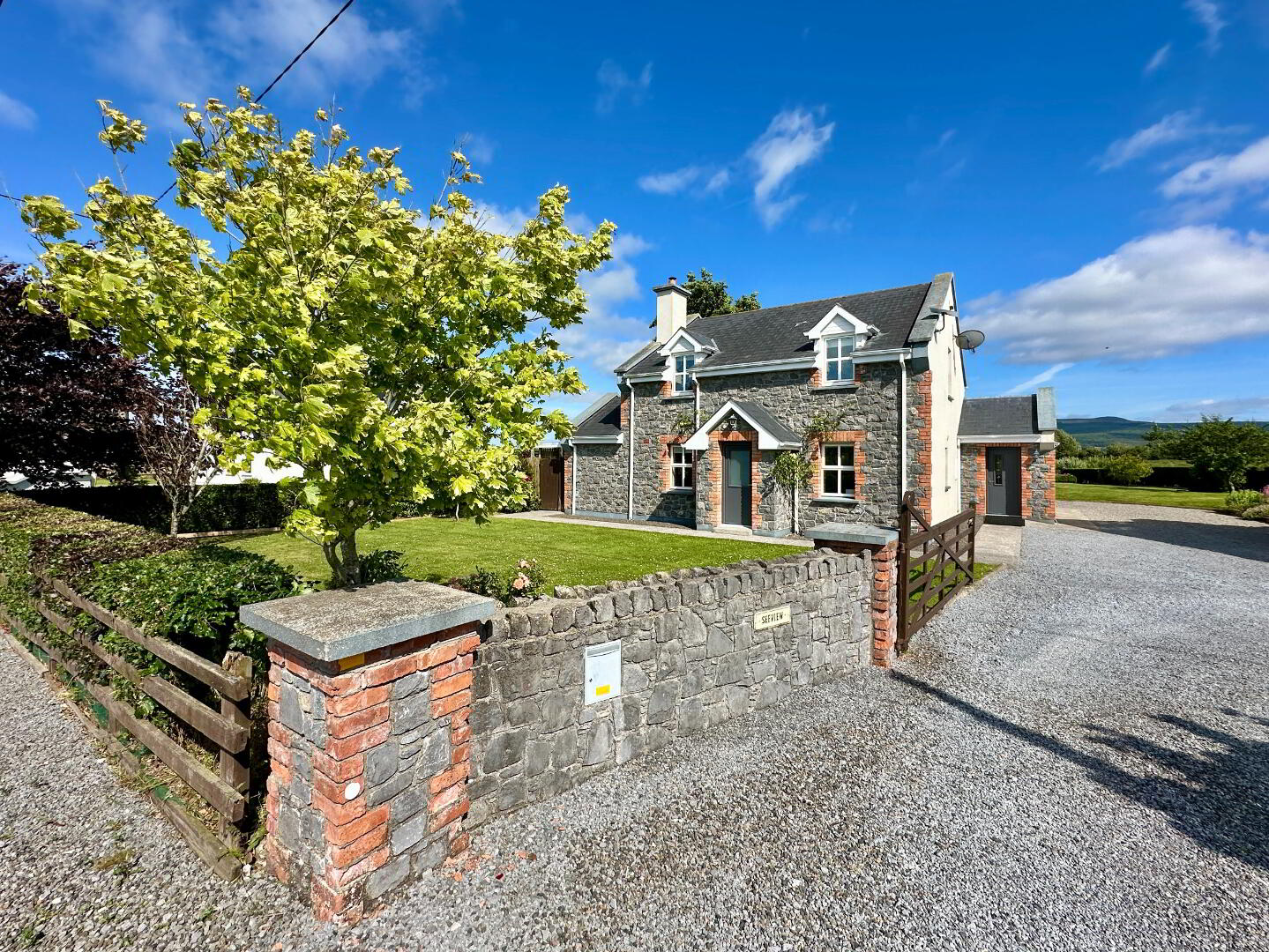 property description image