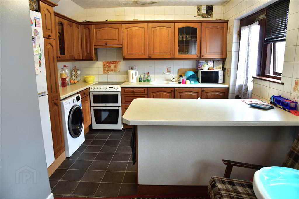 122 Tobar Park 11 of 32