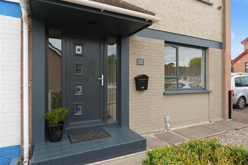 122 Tobar Park 2 of 40