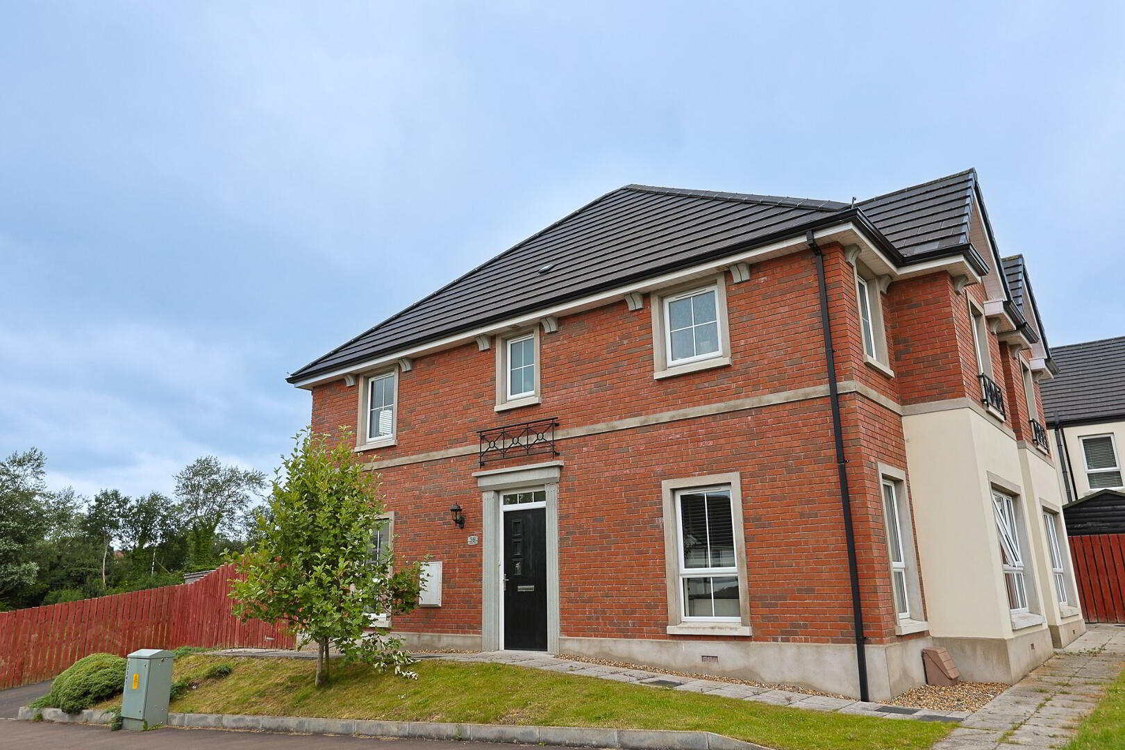 56 Parsons Gate 6 of 70