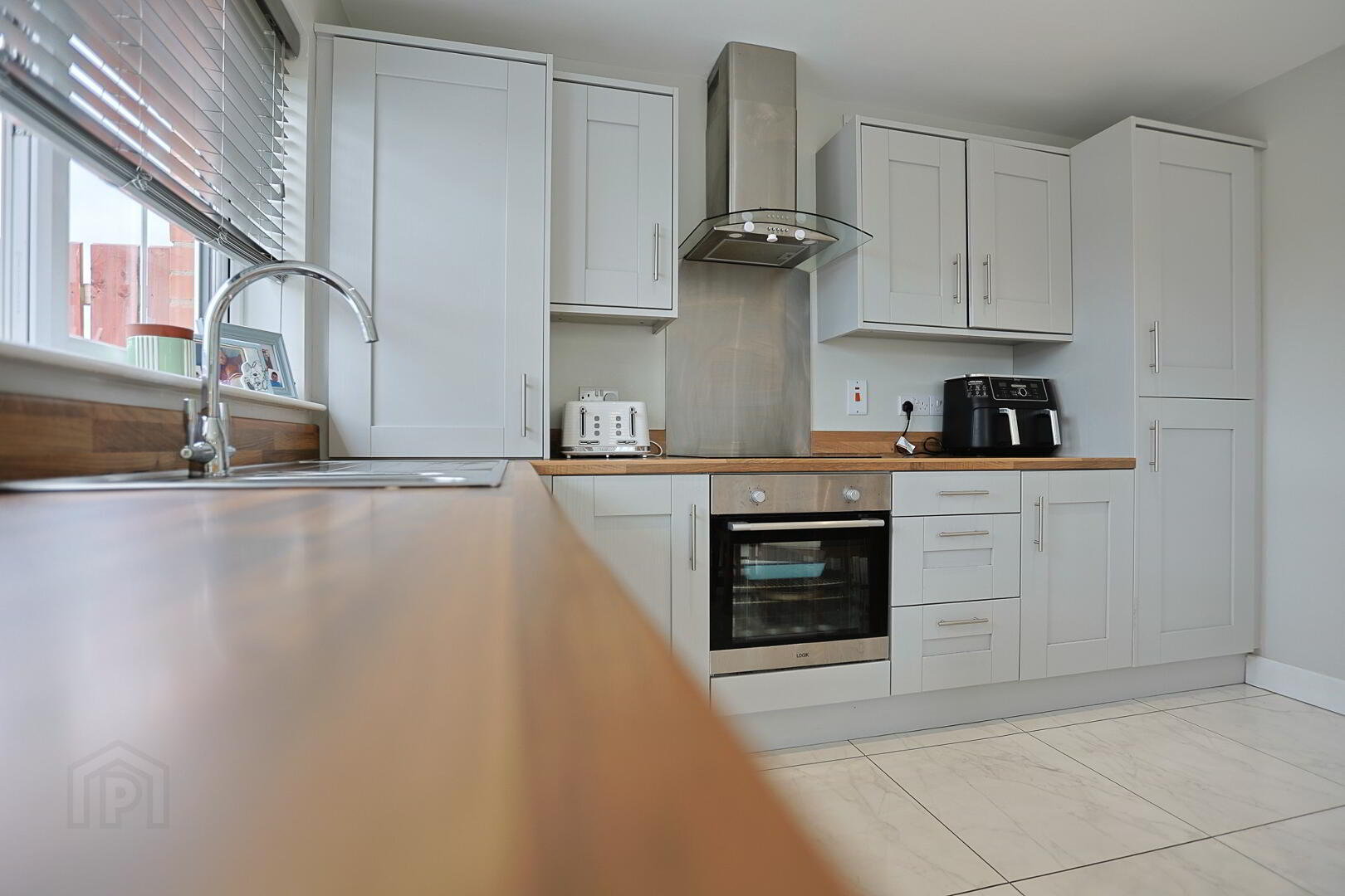 56 Parsons Gate 29 of 70