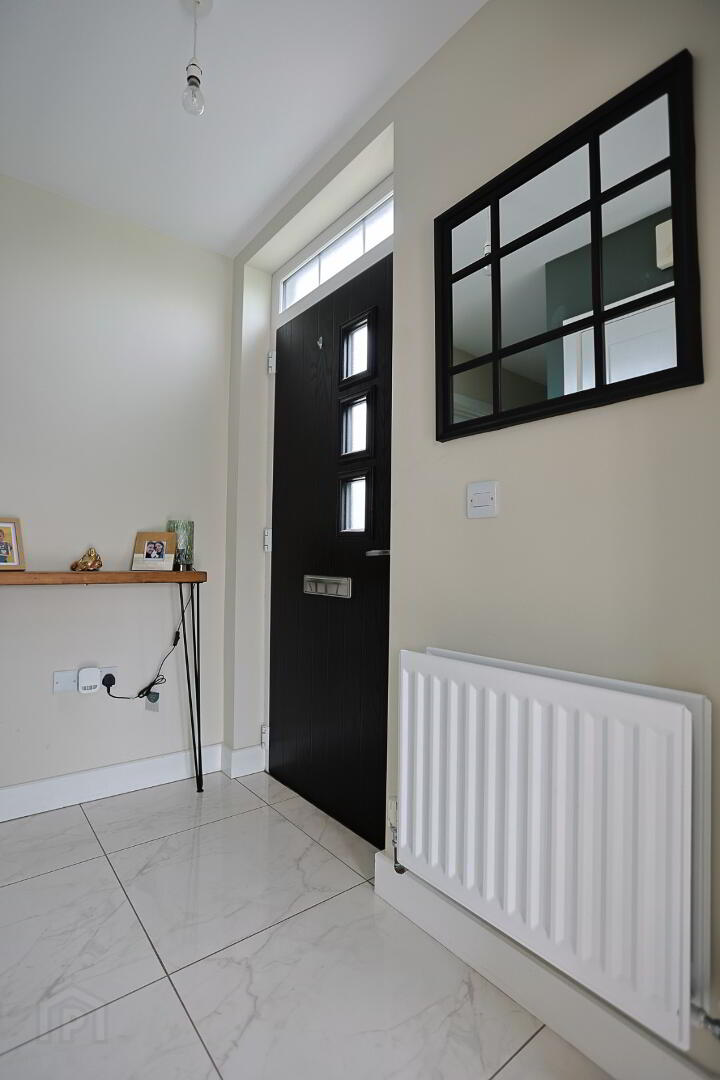 56 Parsons Gate 7 of 70