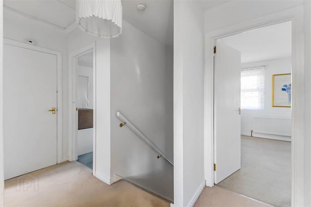 26 Edenderry Cottages 9 of 18