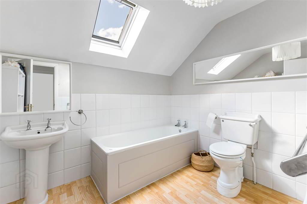 26 Edenderry Cottages 15 of 18