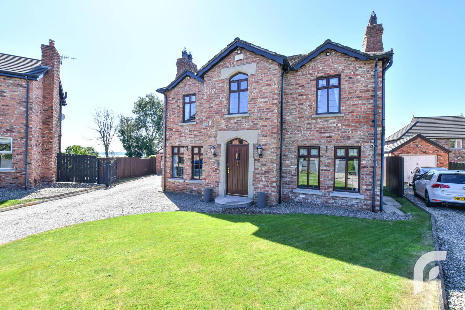 7 Hedgelea Grove 4 of 55