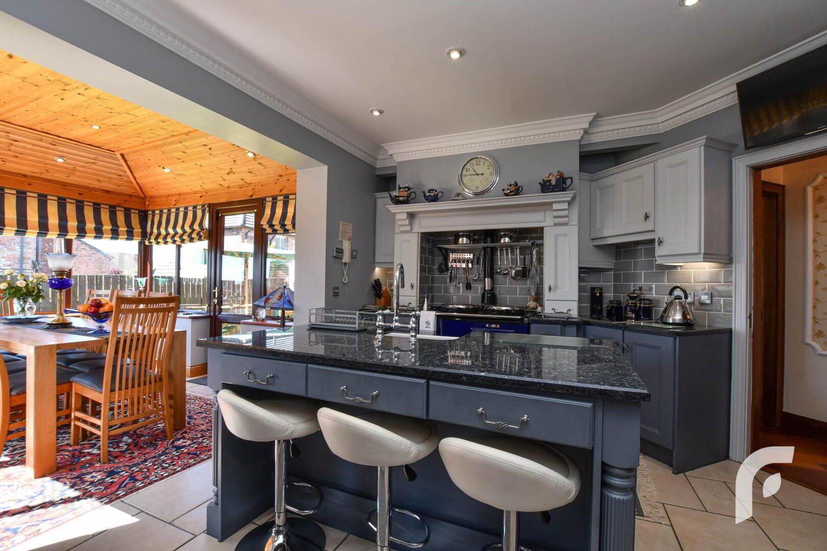 7 Hedgelea Grove 17 of 55