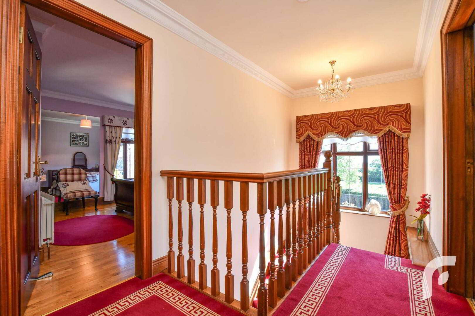 7 Hedgelea Grove 25 of 55