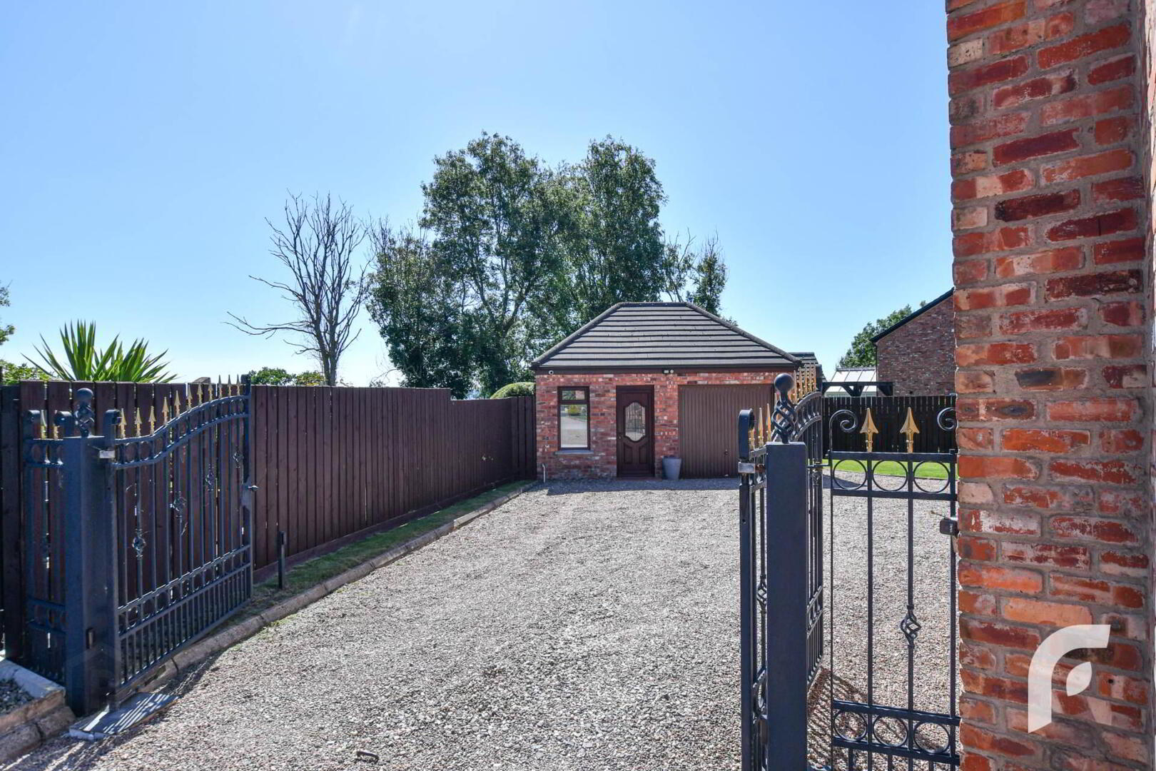 7 Hedgelea Grove 41 of 55
