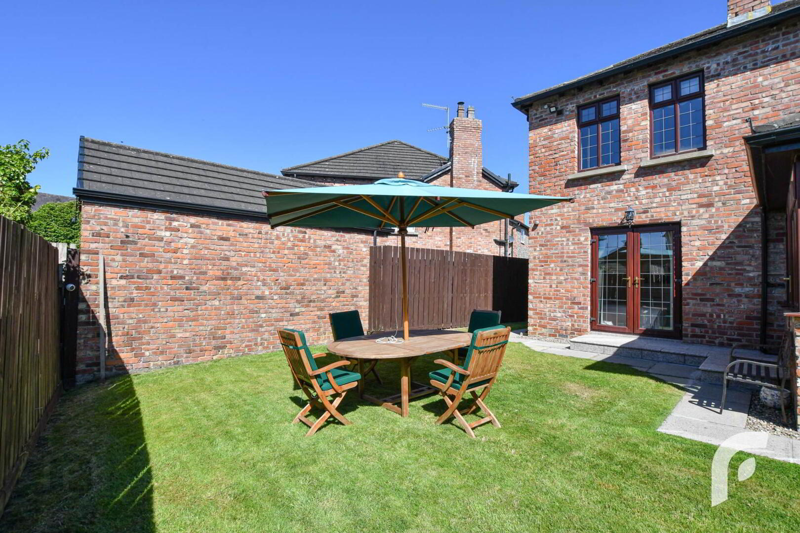 7 Hedgelea Grove 51 of 55