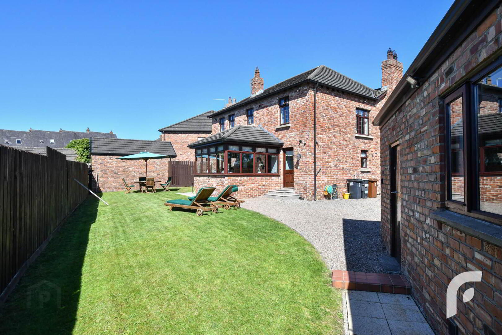 7 Hedgelea Grove 48 of 55