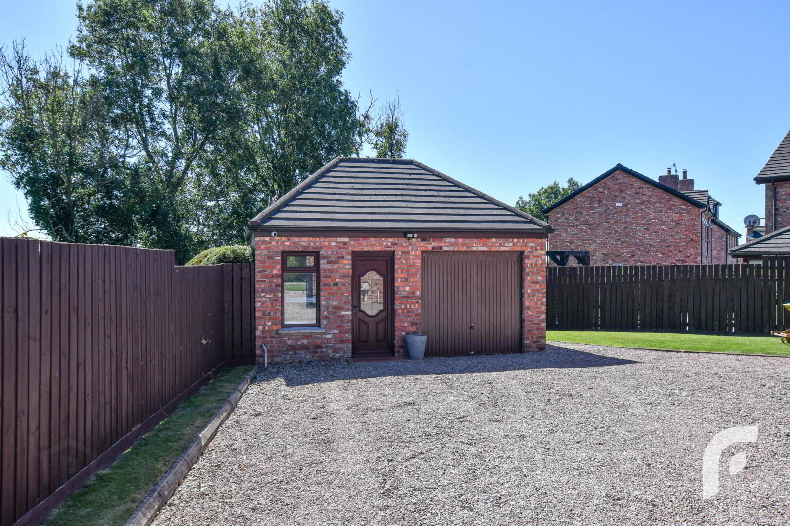 7 Hedgelea Grove 42 of 55
