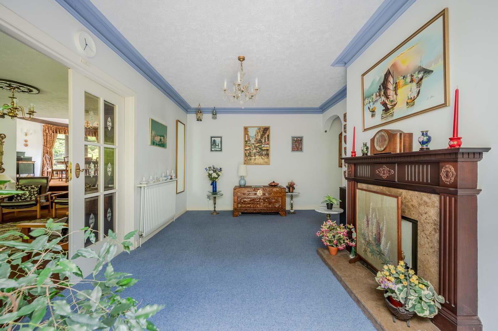 12a Circular Road West 5 of 36