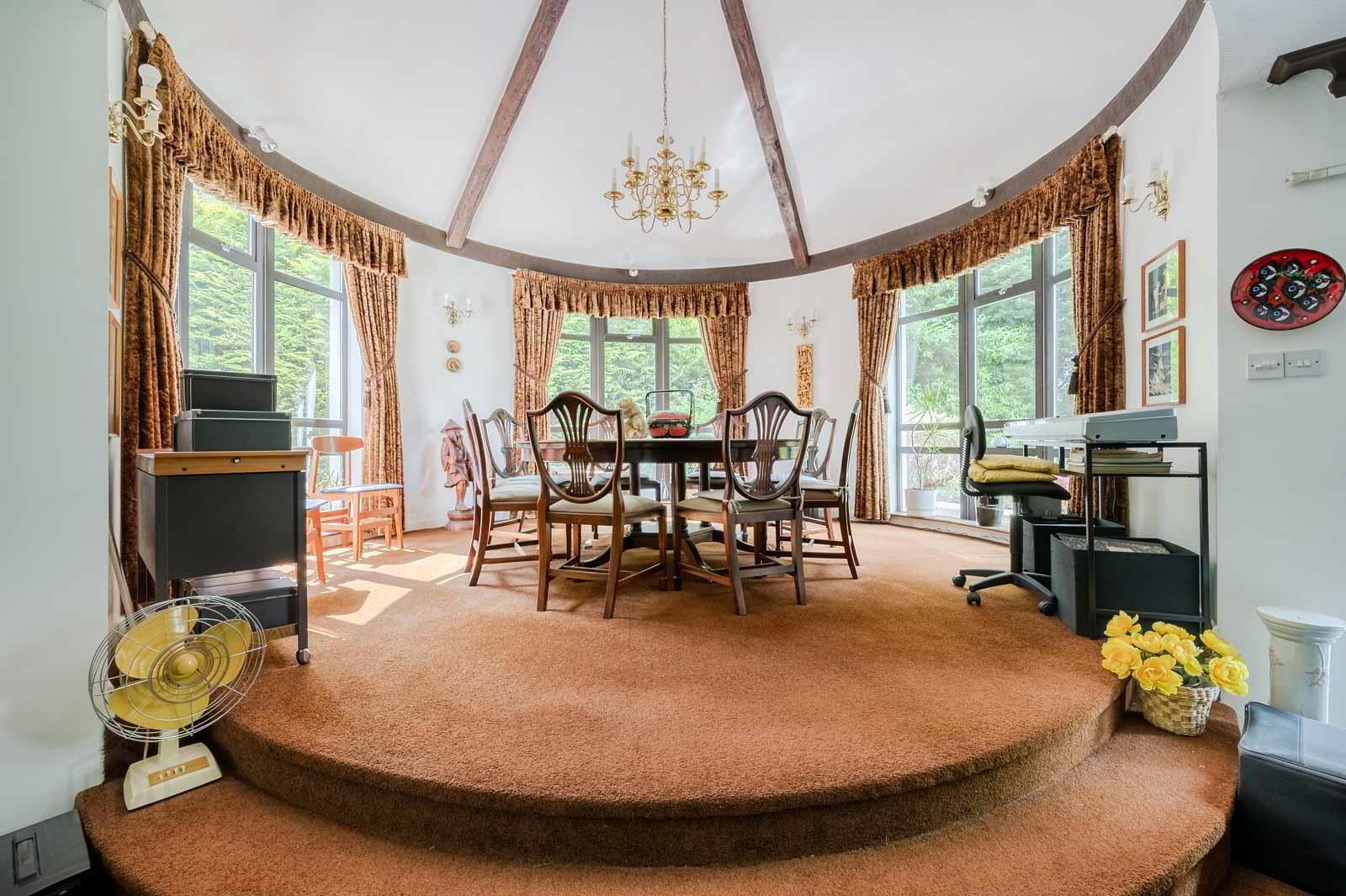 12a Circular Road West 11 of 36