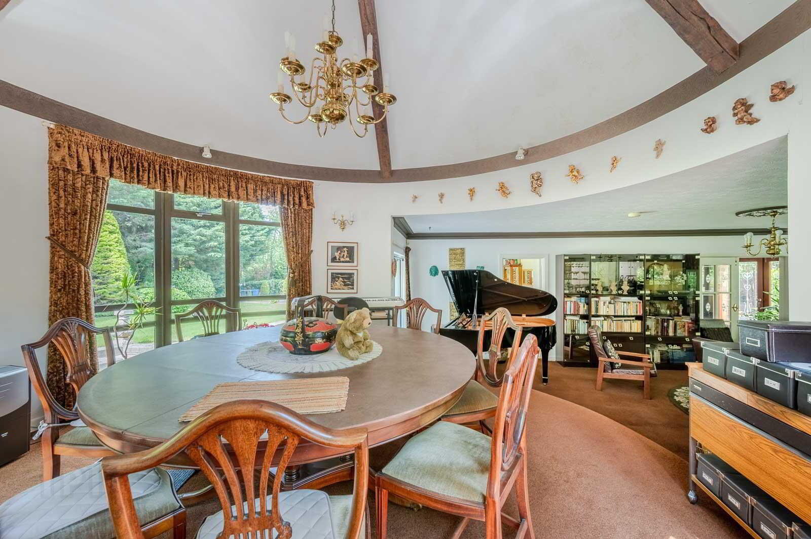 12a Circular Road West 11 of 39