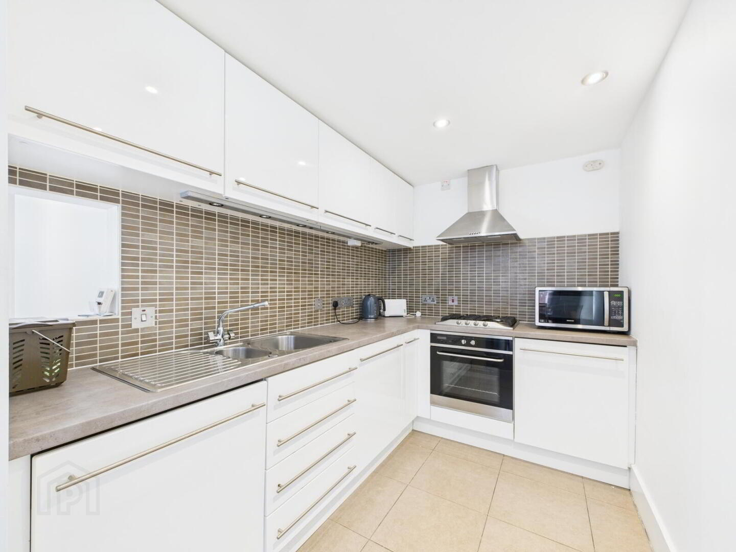 Apartment 202 2 William Street South 3 of 6