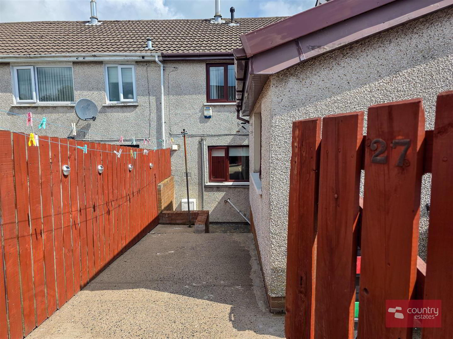 27 Forthill Park 28 of 30