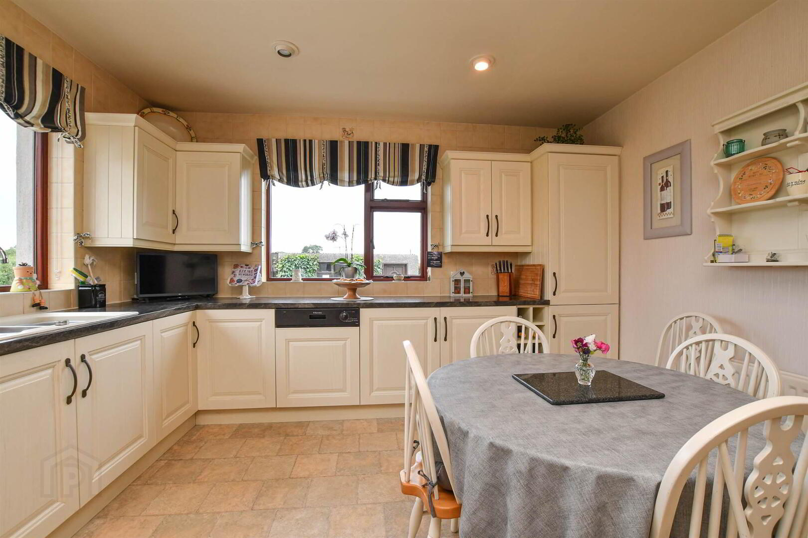 18 Ballywillin Road 16 of 36