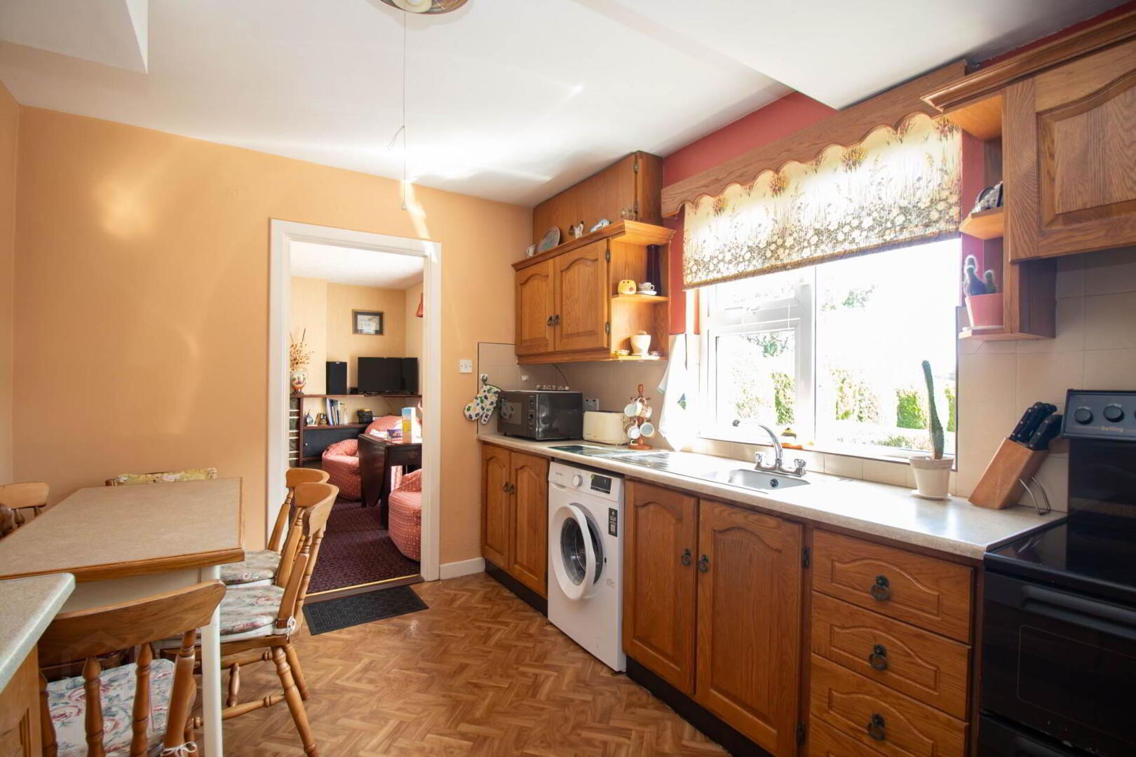13 Highfield Road 10 of 27