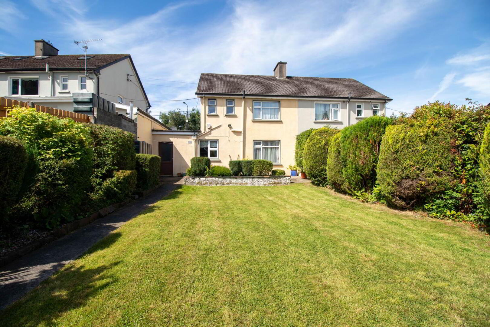 13 Highfield Road 21 of 27
