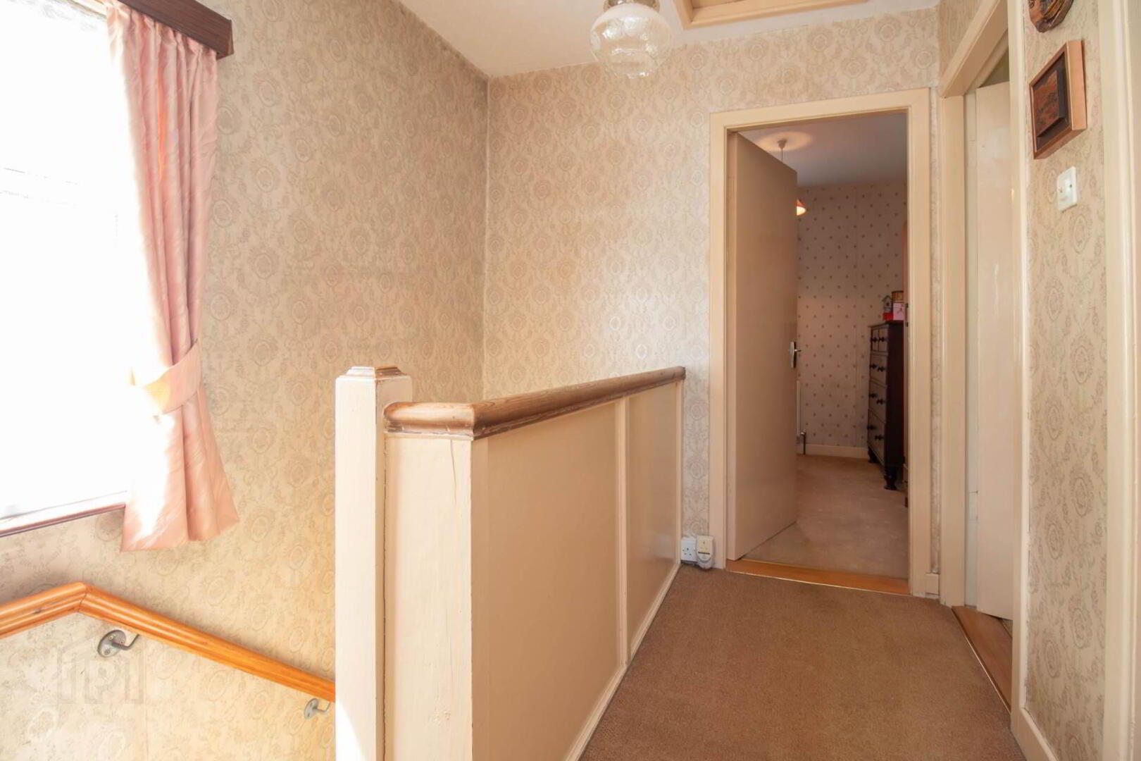 13 Highfield Road 11 of 27