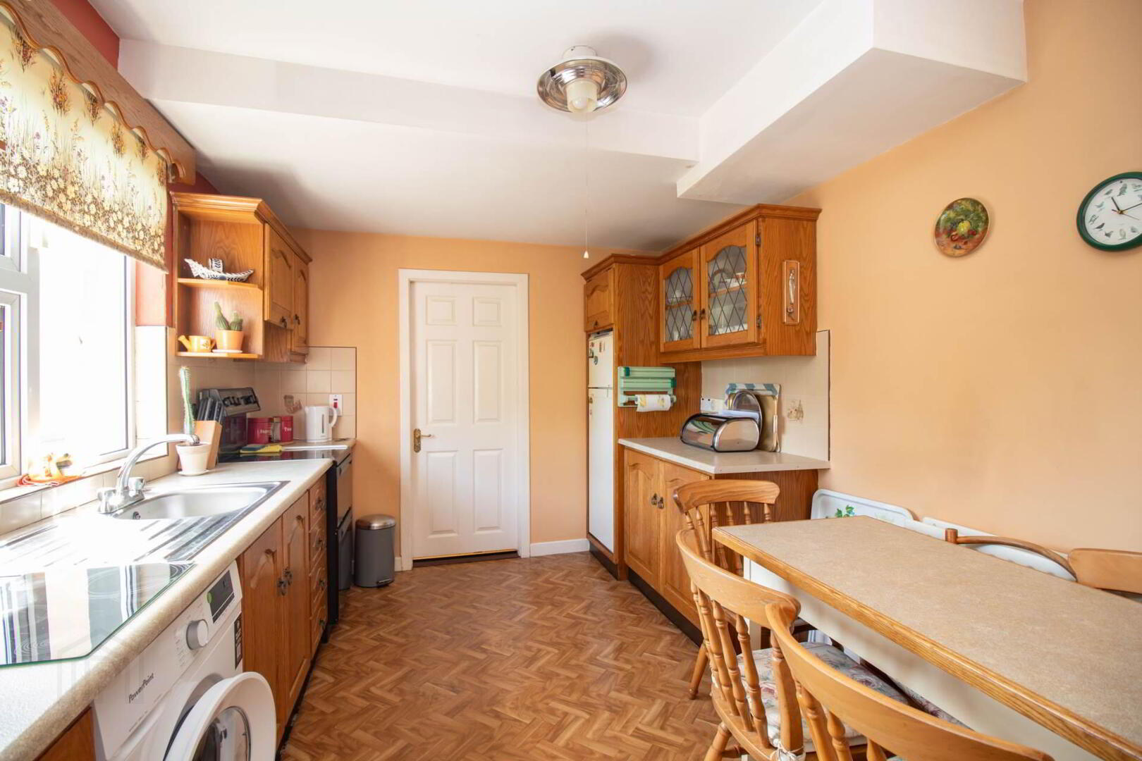 13 Highfield Road 9 of 27