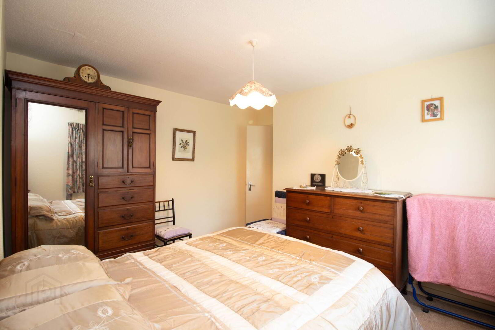 13 Highfield Road 13 of 27