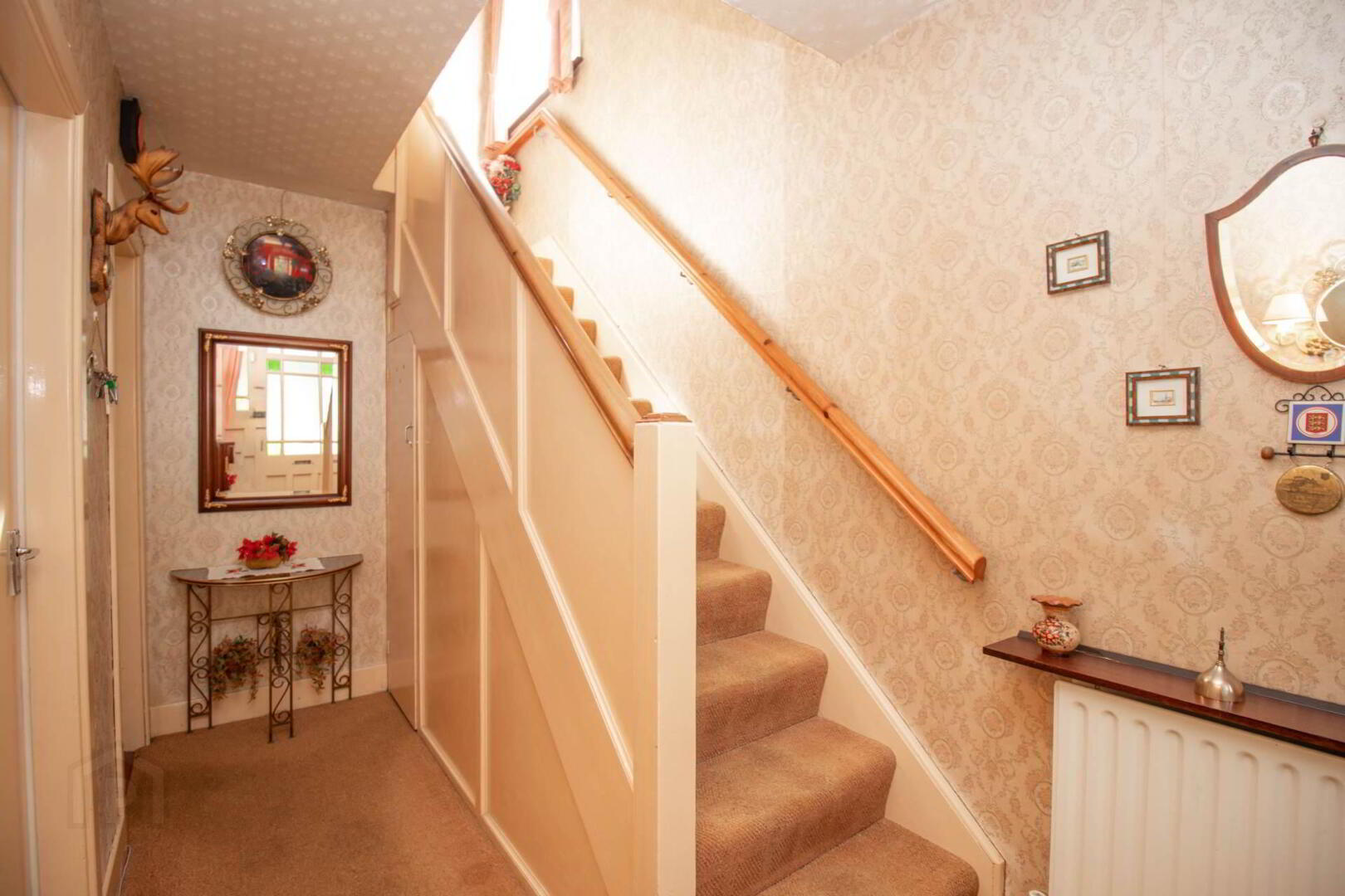 13 Highfield Road 2 of 27