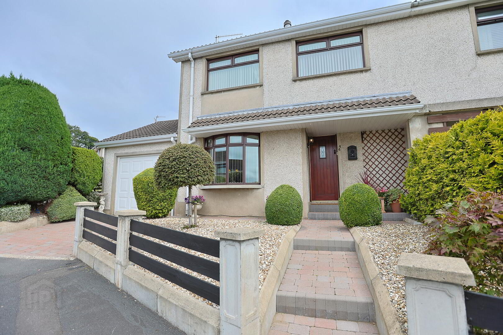 44 Mountview Park 2 of 96
