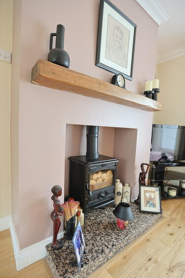 44 Mountview Park 14 of 96