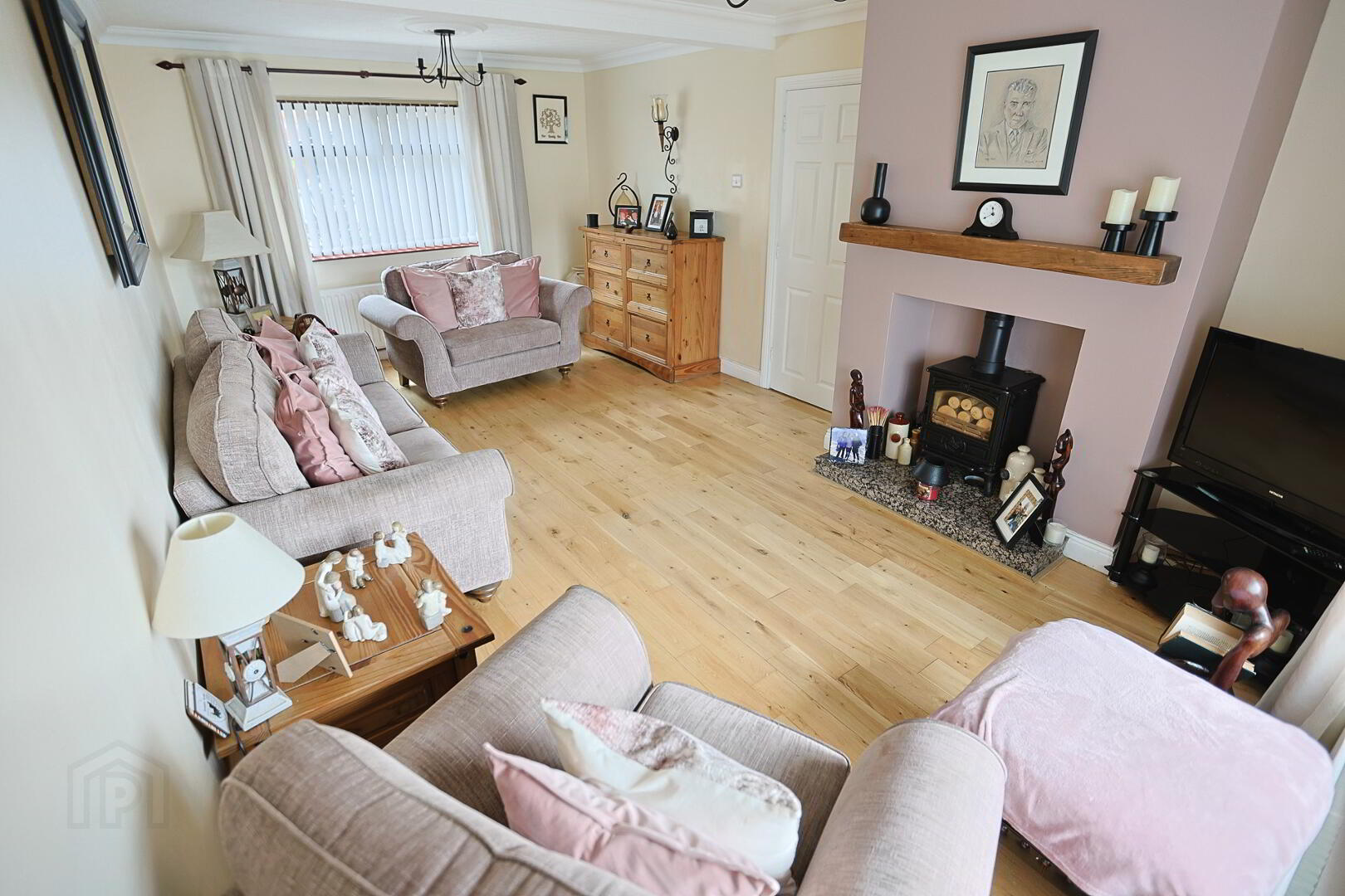 44 Mountview Park 16 of 96
