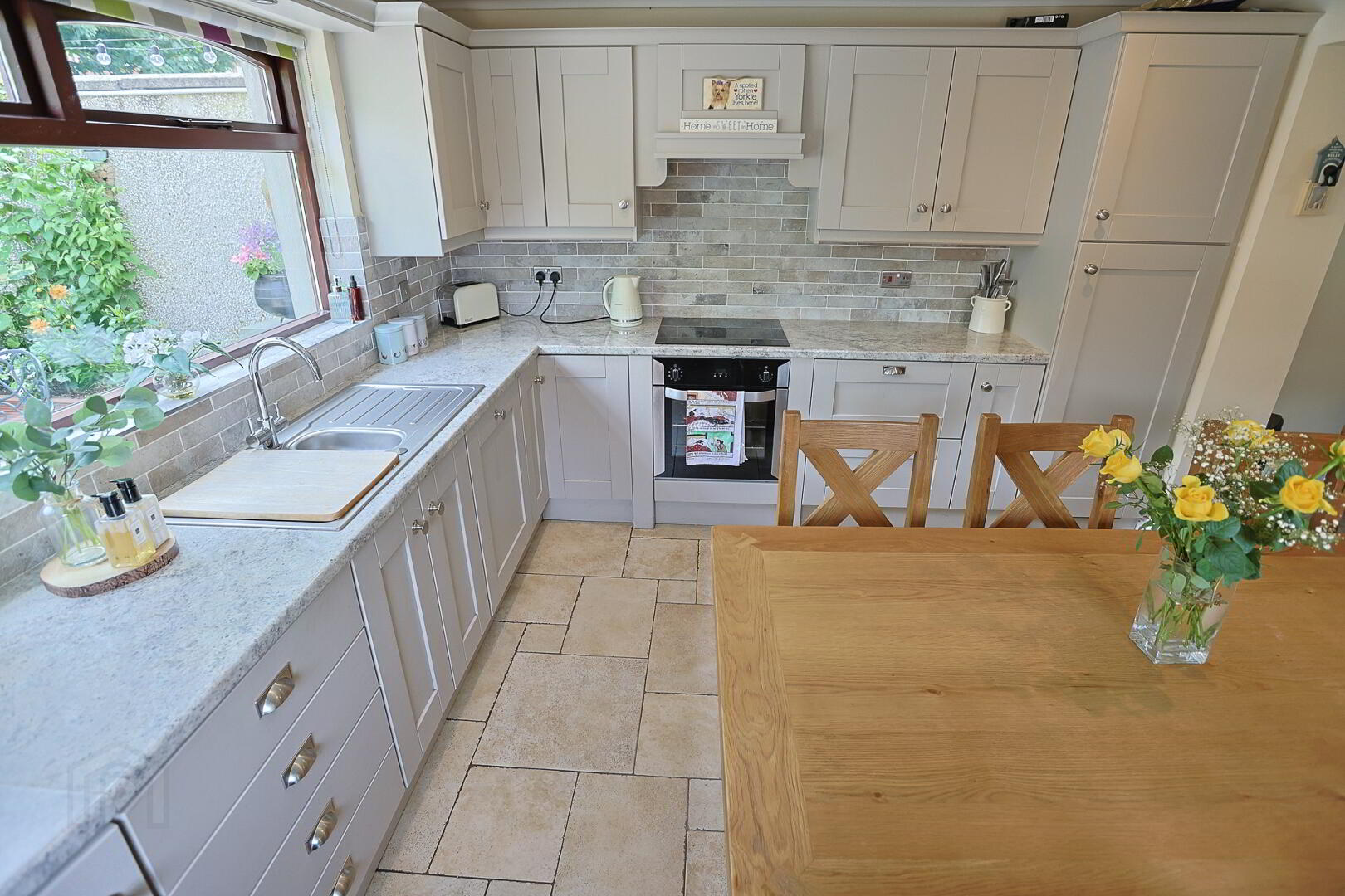 44 Mountview Park 40 of 96