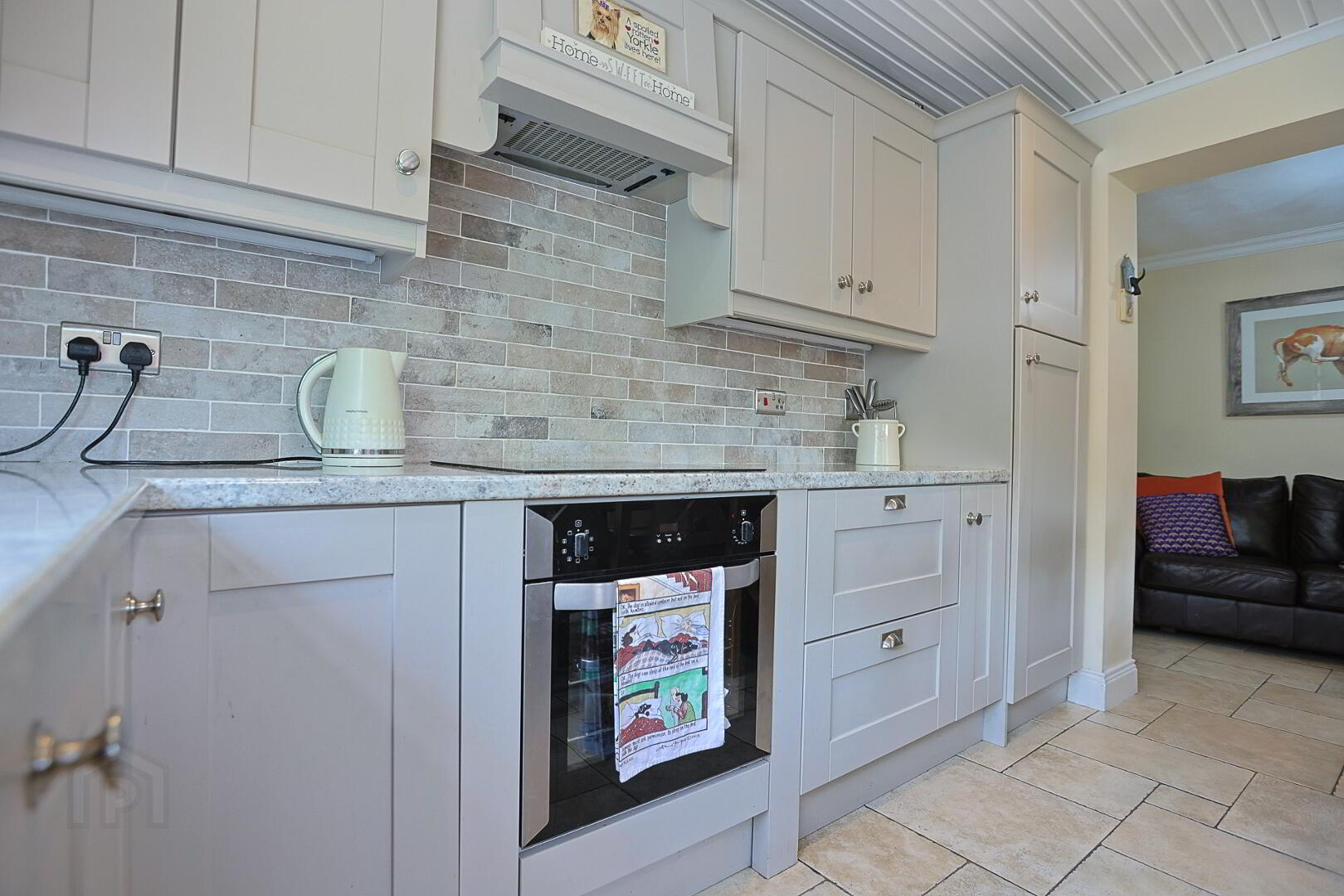 44 Mountview Park 41 of 96