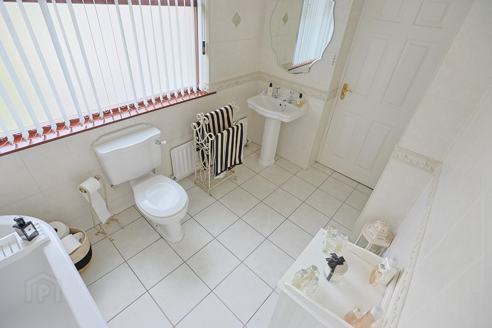 44 Mountview Park 60 of 96