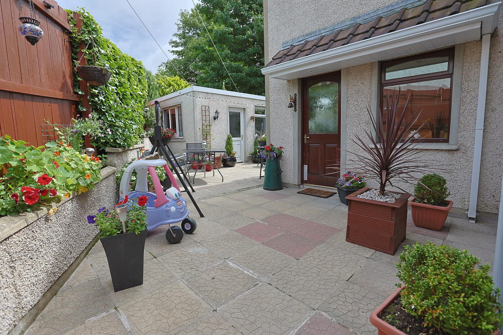 44 Mountview Park 82 of 96