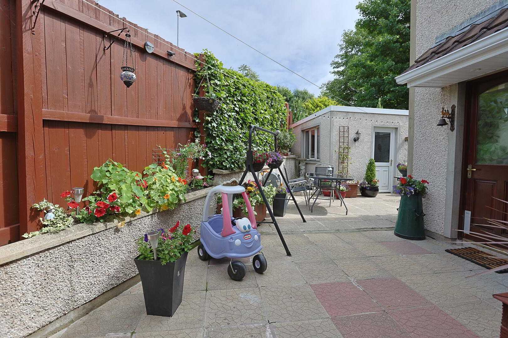 44 Mountview Park 83 of 96