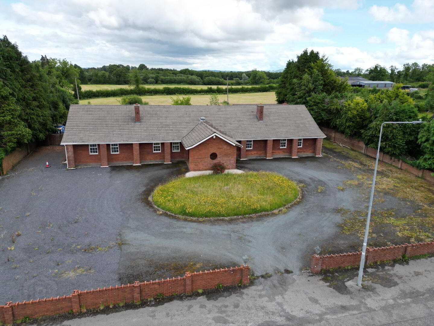 River Shannon Lodge 1 of 27