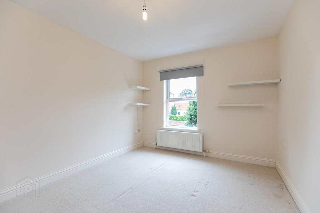Apt 17 Grafton Court, 85 Kings Road 8 of 13