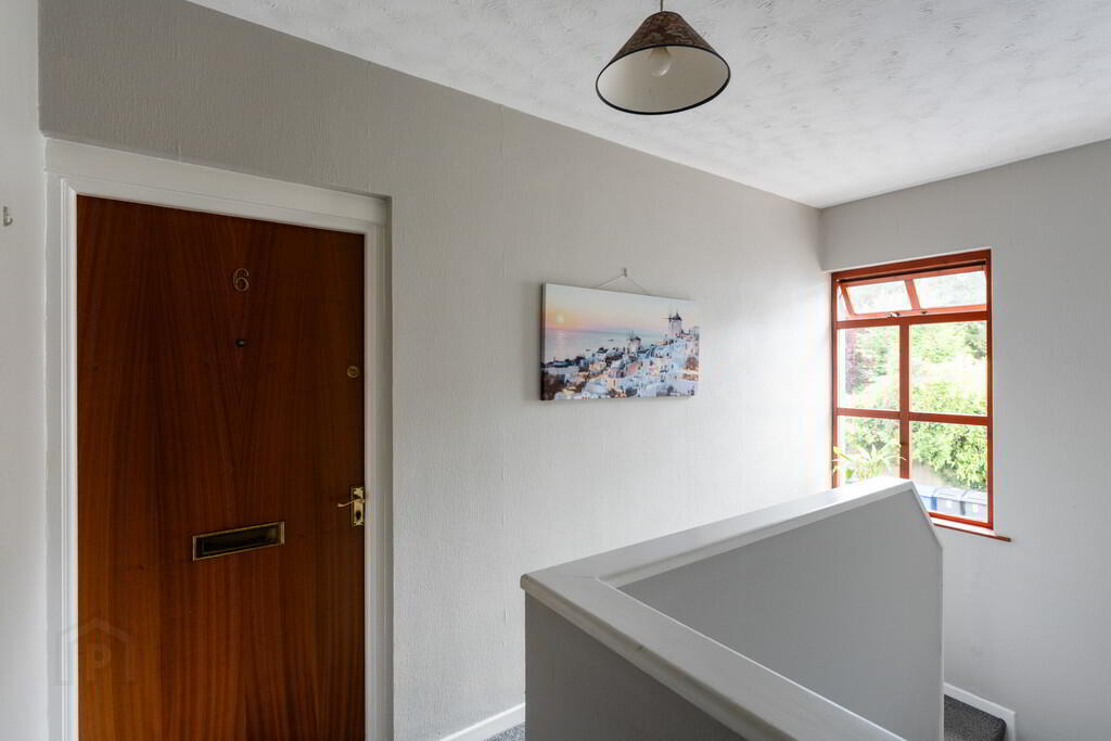 6 Kensington Gate 8 of 28